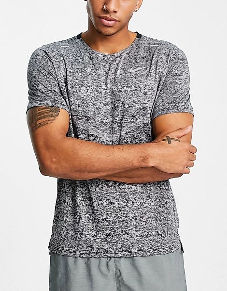 Nike Running – Rise 365 Dri-FIT – T-Shirt in Dunkelgrau günstig online kaufen