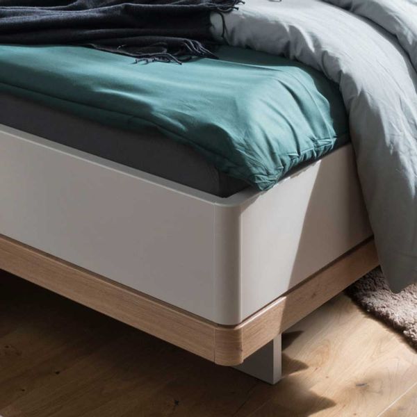 Komfortbett in Beige und Eiche Bianco Made in Germany (dreiteilig) günstig online kaufen