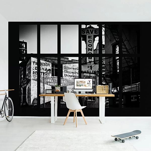 Fototapete Fensterblick Amerikanische Gebäudefassade schwarz-weiß günstig online kaufen