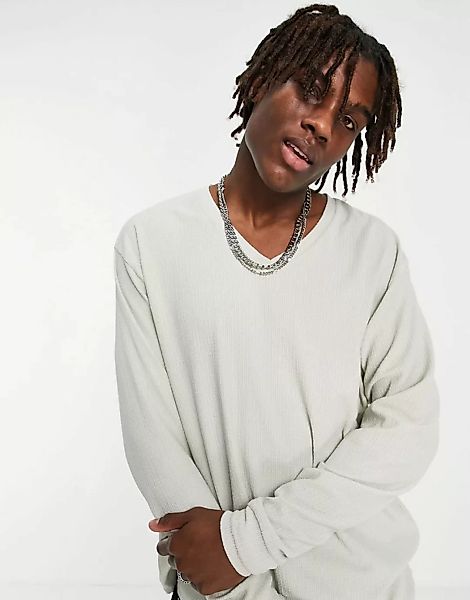 ASOS DESIGN – Langärmliges Shirt in plissiertem Grau mit lockerem Schnitt u günstig online kaufen