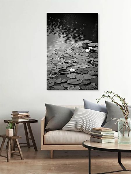 Poster / Leinwandbild - Floating On The Water günstig online kaufen