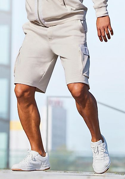 AUTHENTIC LE JOGGER Sweatshorts, Cargotaschen mit Webdetails günstig online kaufen