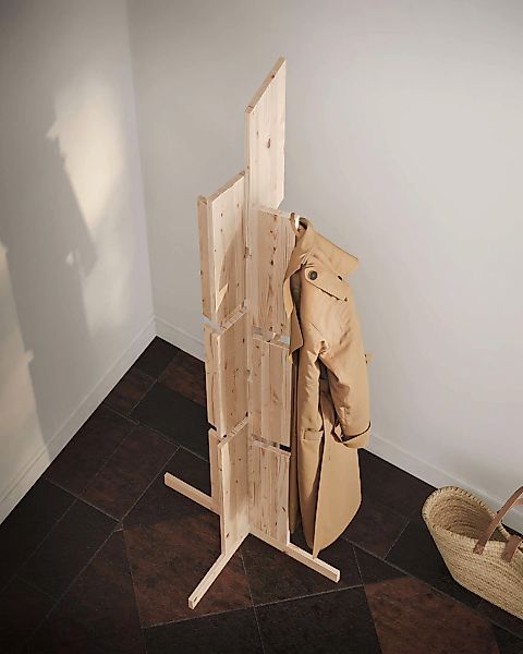 Karup Design Garderobenständer "Keeper Coat Stand, Kleiderständer mit 12 Ha günstig online kaufen
