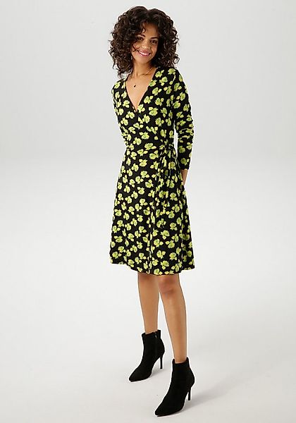 Aniston CASUAL Wickelkleid mit kunstvollen Blüten bedruckt günstig online kaufen