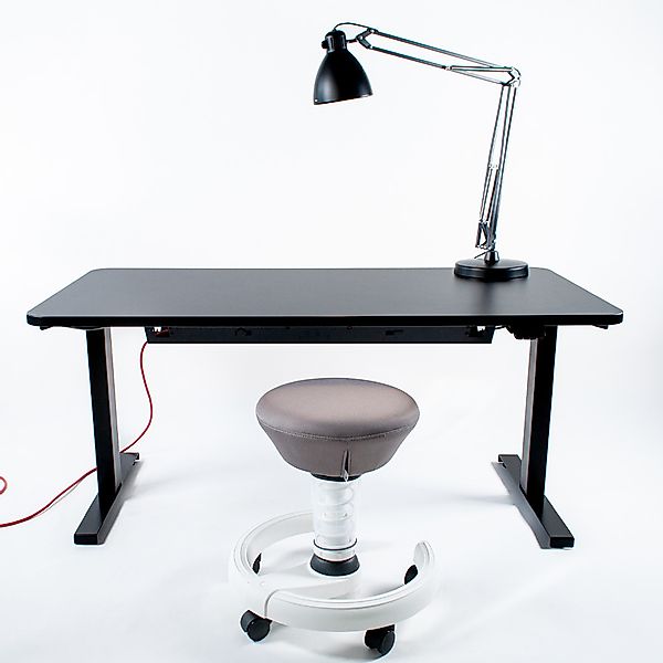 Schulstart-Aktion: Bundle Schreibtisch CLEO schwarz & aeris Swoppster günstig online kaufen