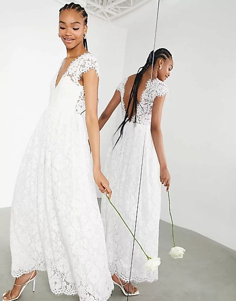ASOS EDITION – Alexandra – Hochzeitskleid aus Spitze mit Flügelärmeln und V günstig online kaufen