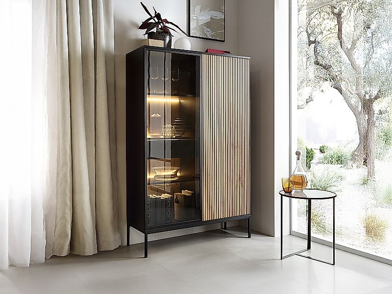 Vitrinenschrank - 2 Türen & 1 Schublade - mit LED-Beleuchtung - MDF & Rauch günstig online kaufen