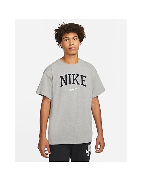 Nike – Hochwertiges Oversize-T-Shirt in Grau mit Retro-Logo günstig online kaufen