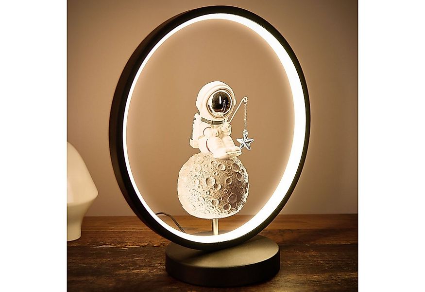 BRUBAKER LED Nachttischlampe Astronaut auf dem Mond mit Angel - 32 cm Tisch günstig online kaufen