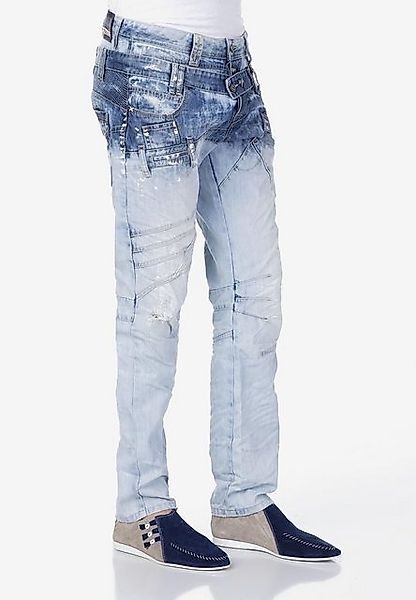 Cipo & Baxx Bequeme Jeans mit tollen Details in Straight Fit günstig online kaufen