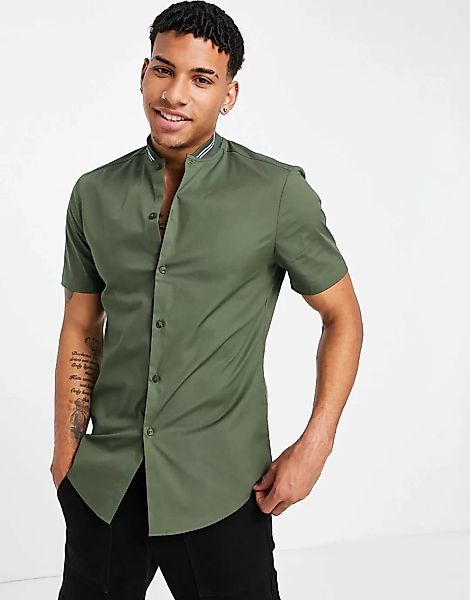 ASOS DESIGN – Eng geschnittenes Hemd mit geripptem Grandad-Kragen-Grün günstig online kaufen