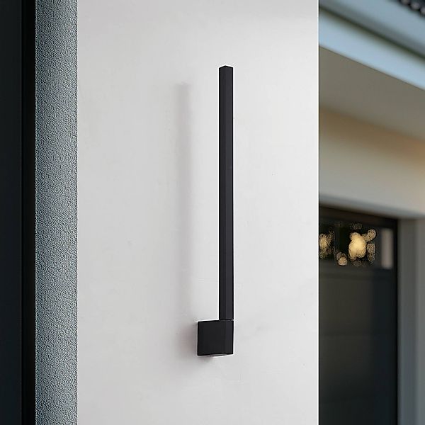 Lindby LED-Wandleuchte Neano, 60cm, schwarz, Metall, IP54 günstig online kaufen