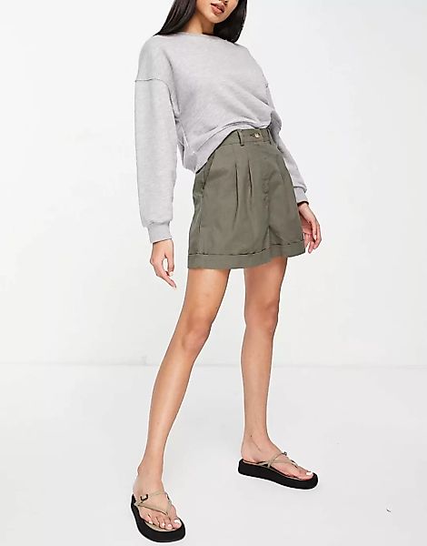 ASOS DESIGN – Leinen-Shorts mit plissierter Vorderseite und weitem Bein in günstig online kaufen