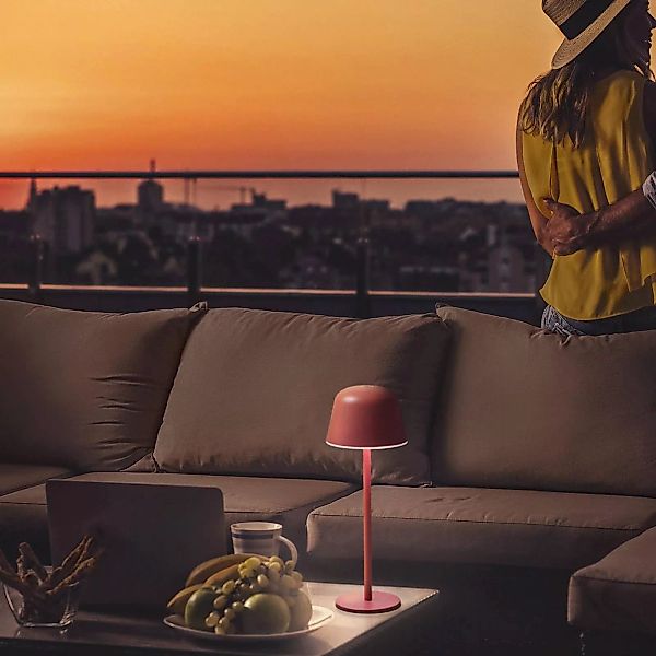 LEDVANCE Endura Style Table CCT USB Magenta - 4099854185380 günstig online kaufen