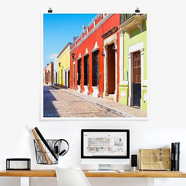 Poster Architektur & Skyline - Quadrat Farbige Häuserfronten günstig online kaufen