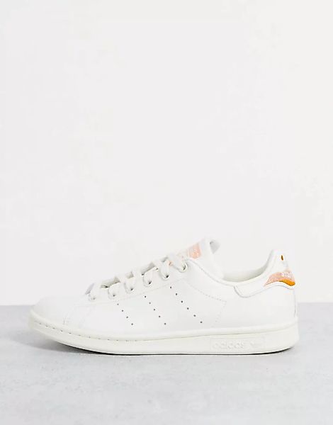 adidas Originals – Stan Smith – Sneaker in Weiß mit Details in Blush günstig online kaufen