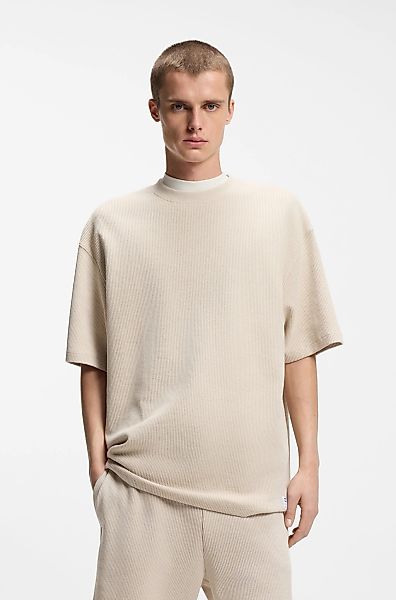 HUGO Blue T-Shirt "Nuwaffle" Rundhalsausschnitt, Regular Fit, dezentes Waff günstig online kaufen