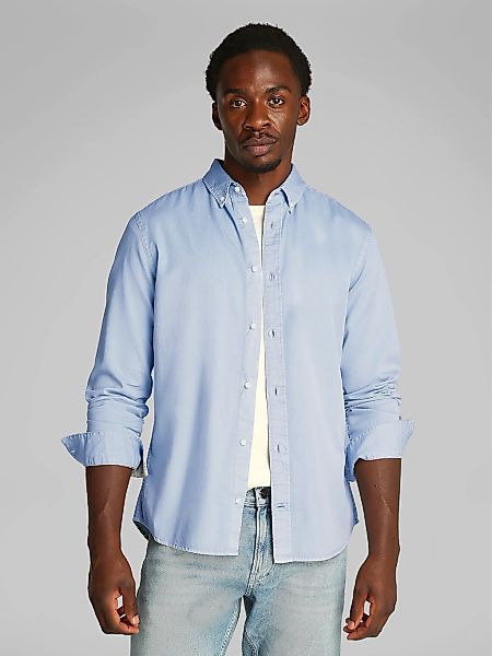 Calvin Klein Langarmhemd "GARMENT DYED LW TWILL L/S SHIRT", mit Logosticker günstig online kaufen