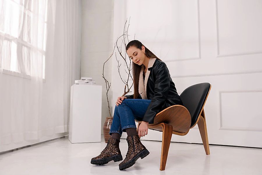 Remonte Schnürstiefelette Schnürboots, Stiefelette, Profilsohle, mit Glitze günstig online kaufen