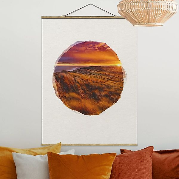 Stoffbild Strand mit Posterleisten - Hochformat Wasserfarben - Sonnenaufgan günstig online kaufen