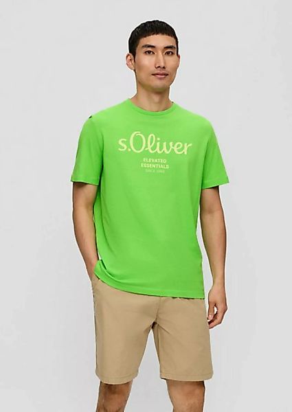 s.Oliver Kurzarmshirt T-Shirt aus Baumwolle mit Label-Print Artwork günstig online kaufen