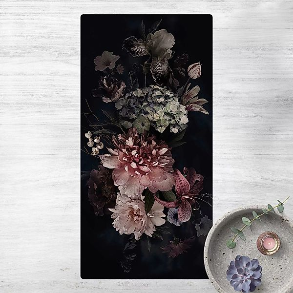 Kork-Teppich Blumen mit Nebel auf Schwarz günstig online kaufen