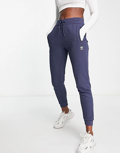 adidas Originals – Basic-Jogginghose in Marineblau mit schmalem Bein günstig online kaufen