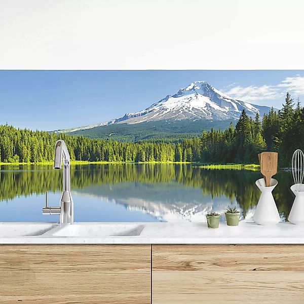 Küchenrückwand Natur & Landschaft Vulkan mit Wasserspiegelung günstig online kaufen