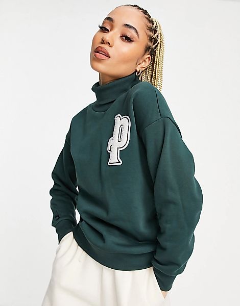 Puma – Hochgeschlossenes Sweatshirt in Dunkelgrün im College-Look günstig online kaufen