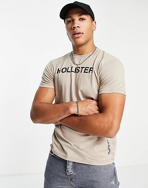 Hollister – T-Shirt in Hellbraun mit Logo vorne günstig online kaufen