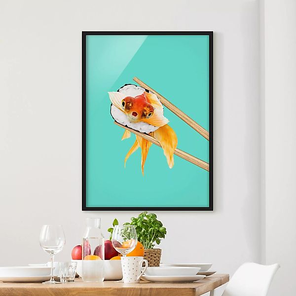 Bild mit Rahmen Küche - Hochformat Sushi mit Goldfisch günstig online kaufen
