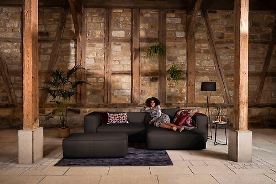 W.SCHILLIG Ecksofa »around-the-block« inklusive Hocker, mit eleganter Biese günstig online kaufen