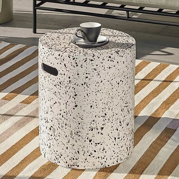 Terrazzo Beistelltisch Weiß mit runder Tischplatte Faserzement günstig online kaufen