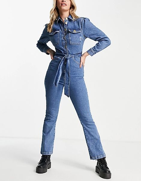 Miss Selfridge – Jeans-Jumpsuit mit Gürtel in mittelblauer Waschung günstig online kaufen