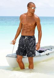 s.Oliver Badeshorts Blade mit trendigem Palmenprint günstig online kaufen