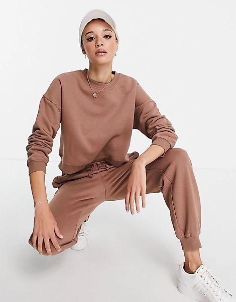 Miss Selfridge – Langärmliges Sweatshirt mit Rundhalsausschnitt-Braun günstig online kaufen