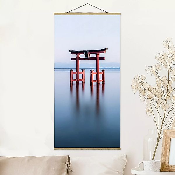 Stoffbild mit Posterleisten Torii im Wasser günstig online kaufen