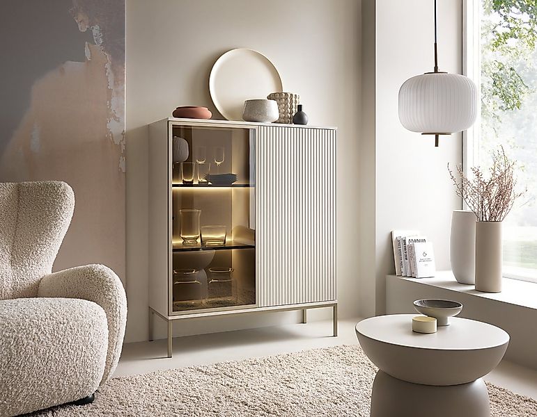 yourhouse24 Vitrine Sento WT104 mit LED-Beleuchtung, Schwarze Untergestell günstig online kaufen