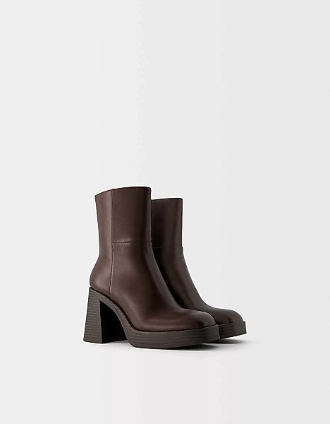 Bershka Plateau-Stiefeletten Mit Breitem Absatz. Damen 37 Braun günstig online kaufen