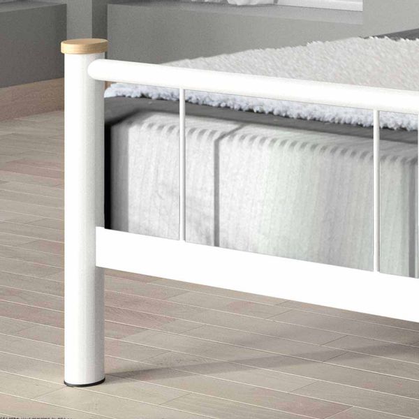 Metallbett in Weiß mit Eiche Massivholz günstig online kaufen