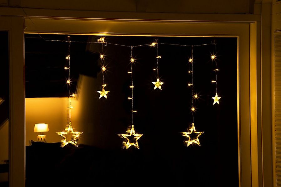 Spetebo Lichtervorhang LED Sternen Lichtervorhang warm weiß - 63 LED, 100 c günstig online kaufen