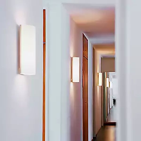 serien.lighting Club LED-Wandleuchte. schwarz/weiß günstig online kaufen