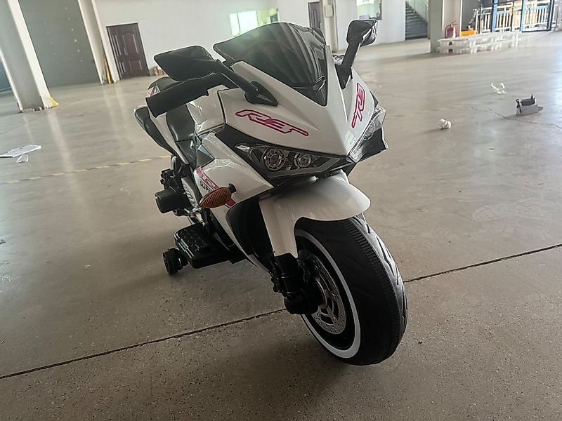 BoGi Elektro-Kindermotorrad Sportbike 12V – mit Stützrädern & Sound, LED-Li günstig online kaufen