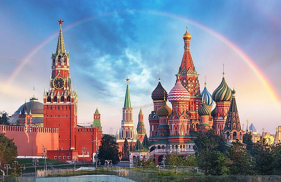 Papermoon Fototapete KREML-MOSKAU BASILIUS KATHEDRALE ROTER günstig online kaufen