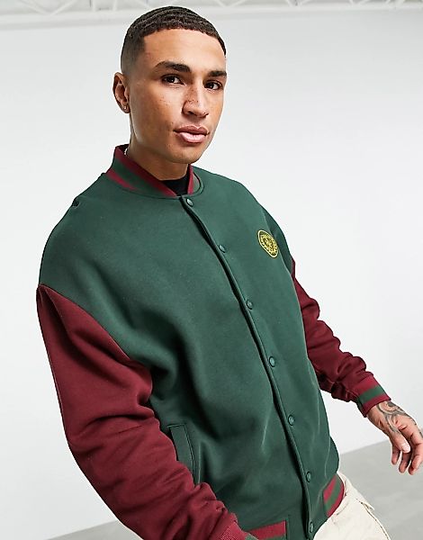 ASOS DESIGN – Oversize-College-Jacke aus Jersey mit Logo auf der Brust-Mehr günstig online kaufen