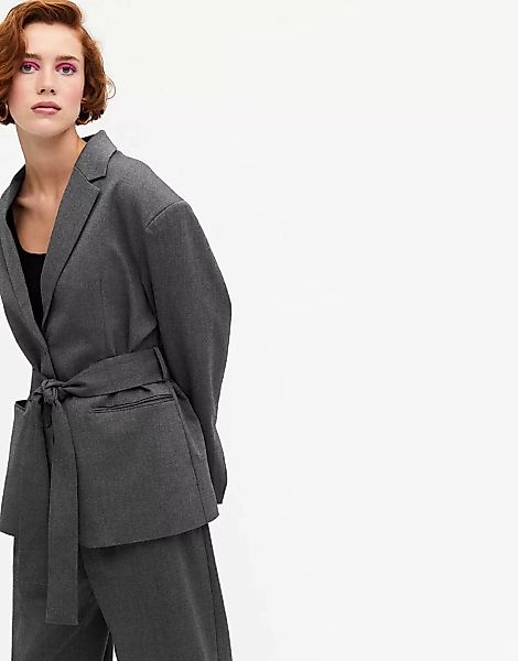Monki – Gabi – Oversize-Blazer mit Gürtel in Grau, Kombiteil günstig online kaufen