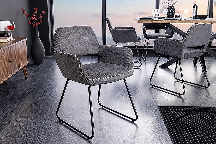 riess-ambiente Armlehnstuhl MUSTANG grau / schwarz · Esszimmerstuhl aus Cor günstig online kaufen