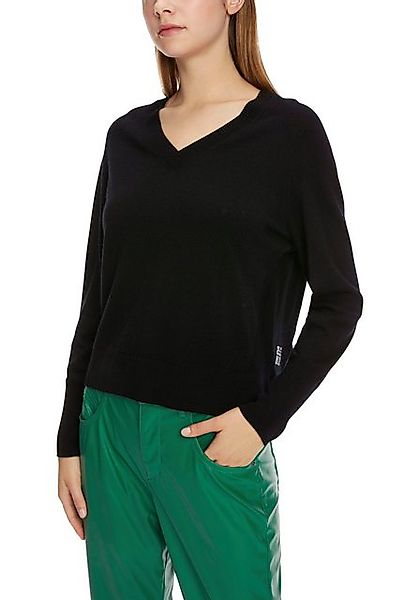 Marc Cain Strickpullover V-Neck-Pullover "Rethink Together" günstig online kaufen