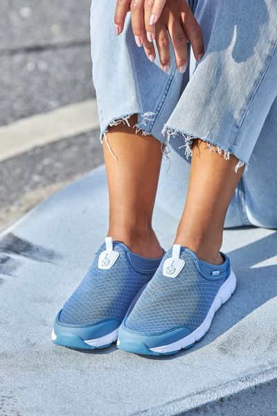 LASCANA Sneaker Halbschuh, Freizeitschuh, Sabot, Clogs aus leichtem Mesh-Ma günstig online kaufen