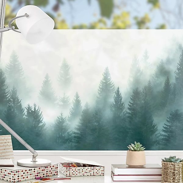 Fensterfolie Nadelwald im Nebel günstig online kaufen